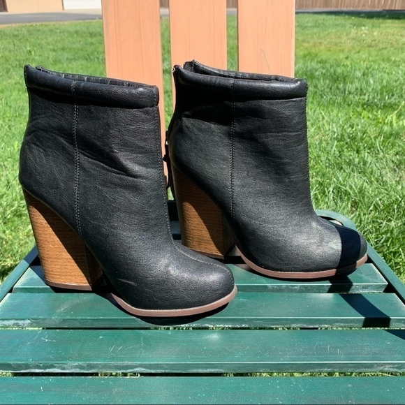 Torrid Vazan stacked heel ankle boots - Picture 8 of 10